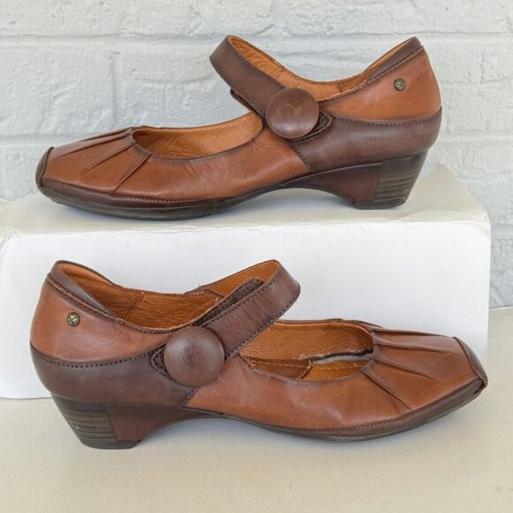 PIKOLINOS Shoes - Pikolinos Gandia Leather Mary Jane Shoes Women's 8.5